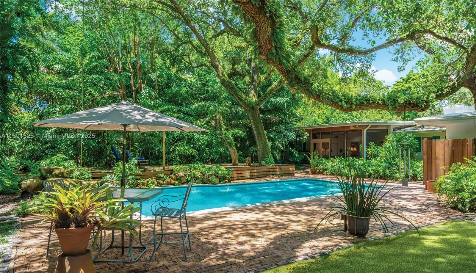 Miami, Florida 33133, United States, 4 Bedrooms Bedrooms, ,5 BathroomsBathrooms,Residential,Active,33610