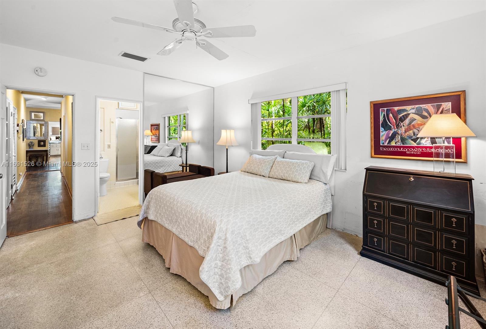 THE MOORINGS - Residential