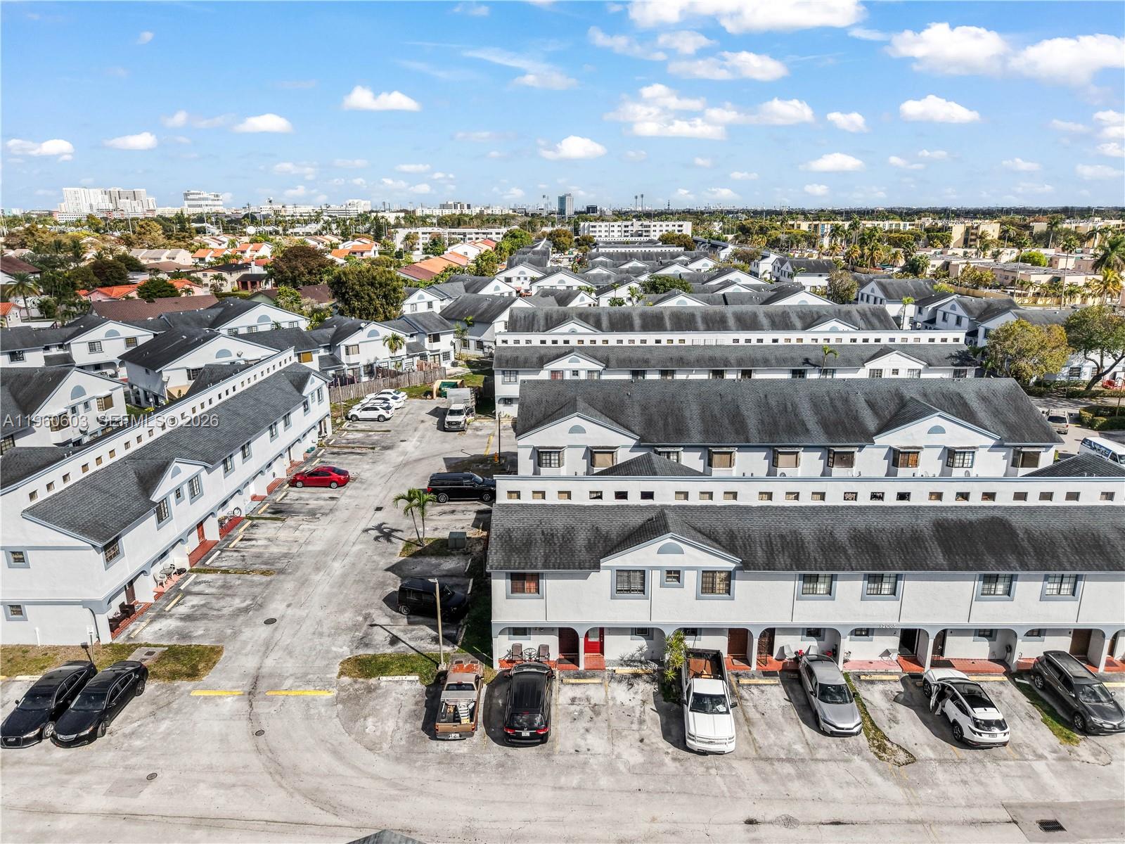 INTERNATIONAL PRINCESS 06 - Residential