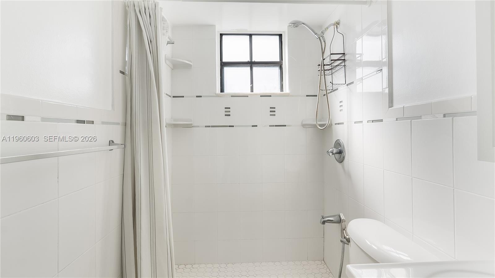 INTERNATIONAL PRINCESS 06 - Residential