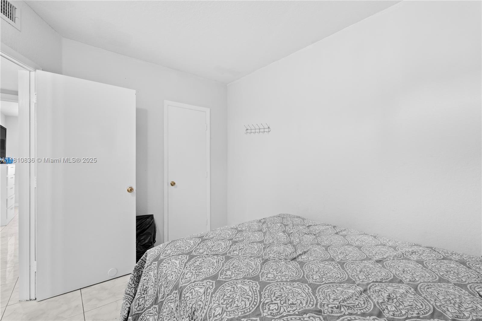 SUNSET PALM VILLAS CONDO - Residential