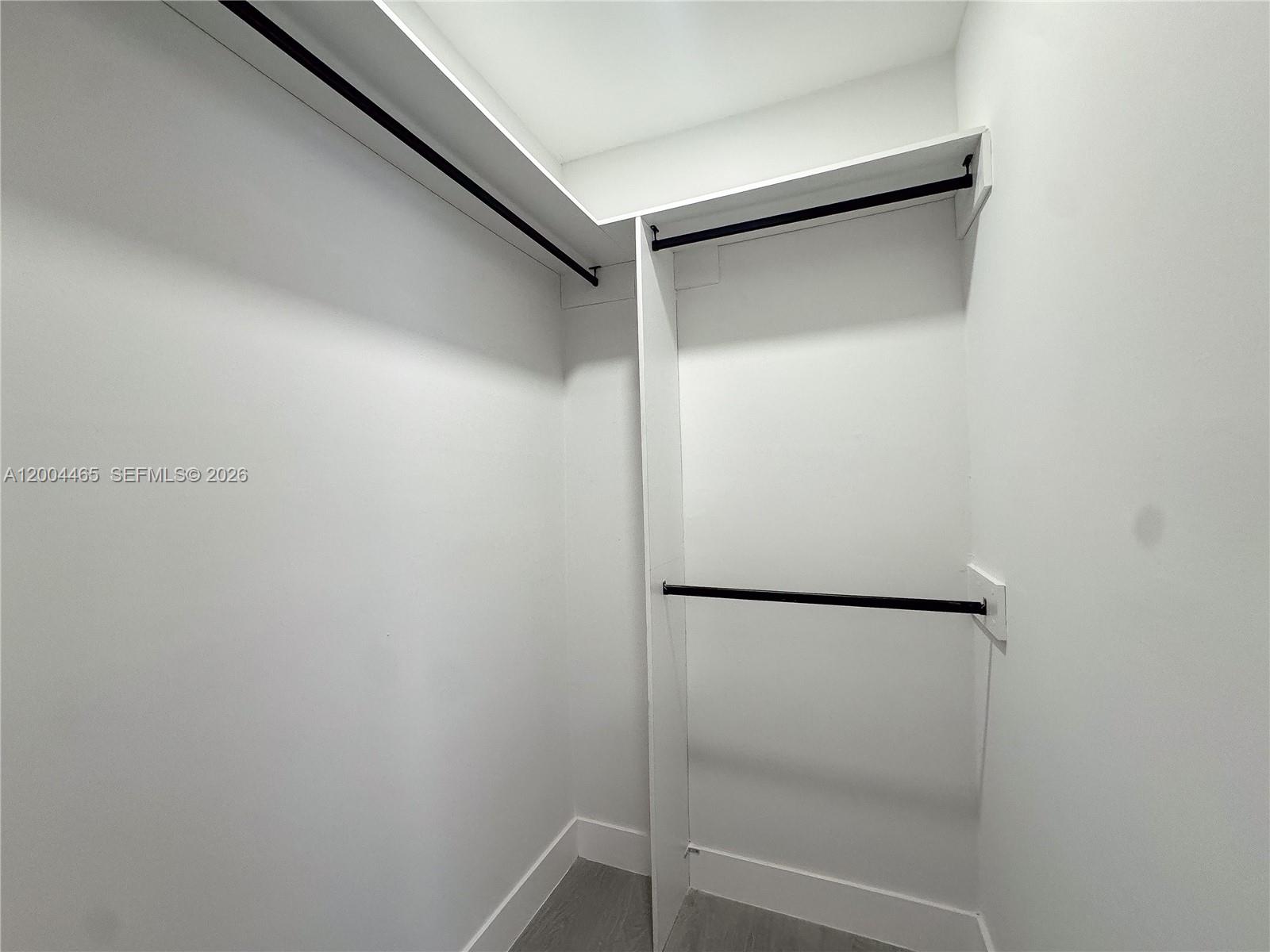 17TH AVE MANOR - Residential