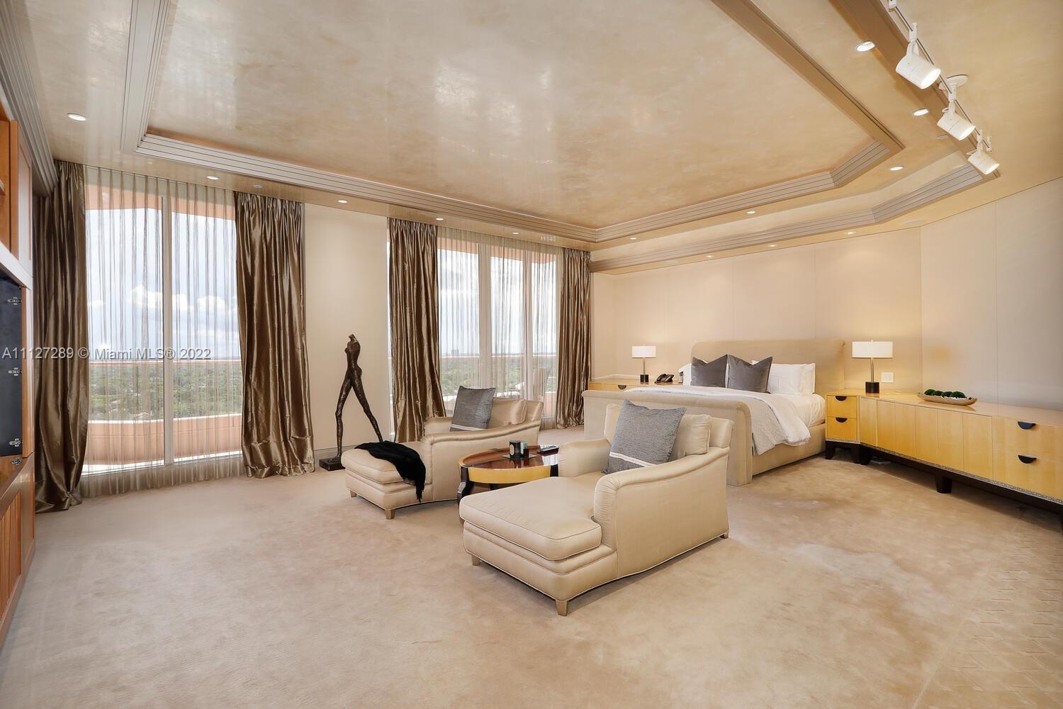 THE GABLES CONDO - Residential