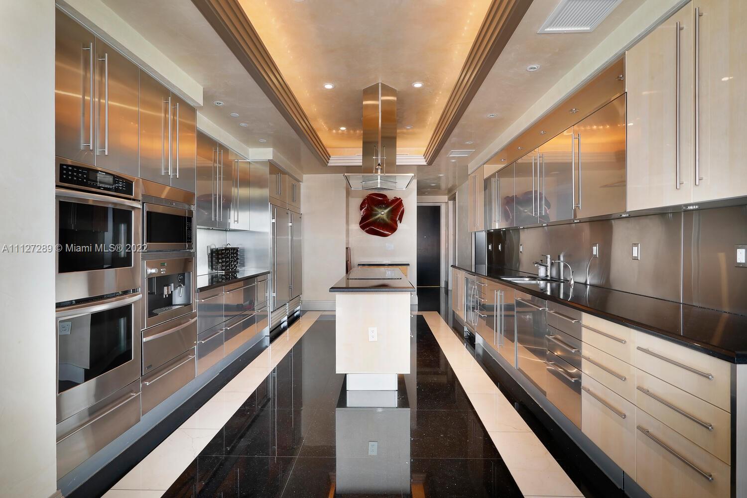 THE GABLES CONDO - Residential