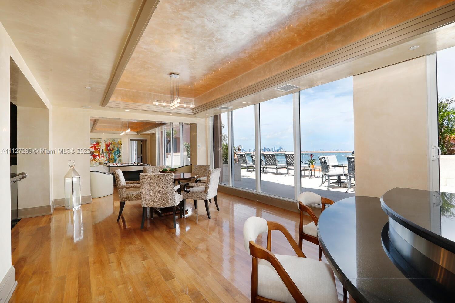 THE GABLES CONDO - Residential