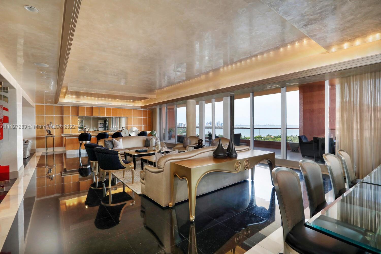 THE GABLES CONDO - Residential