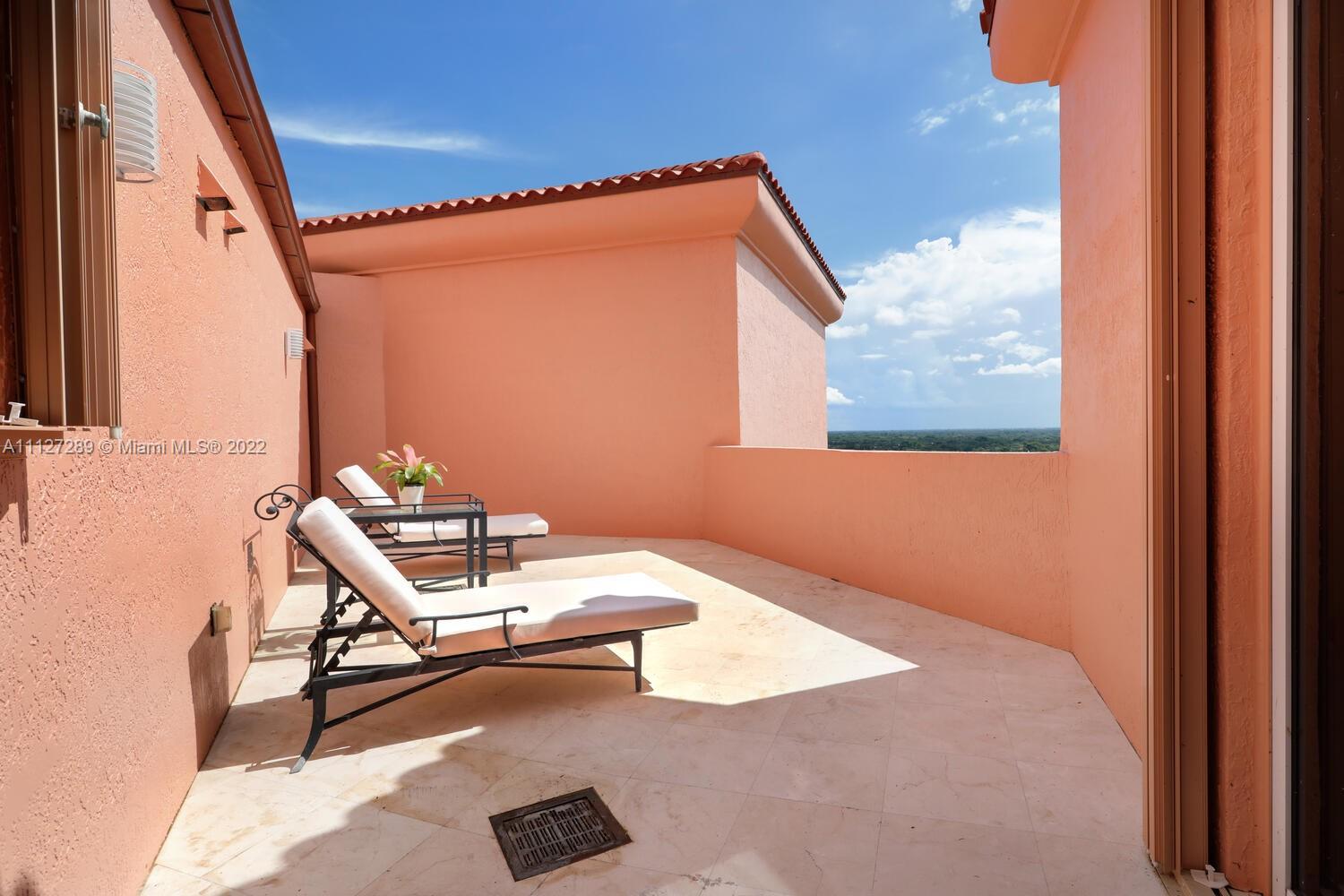 THE GABLES CONDO - Residential