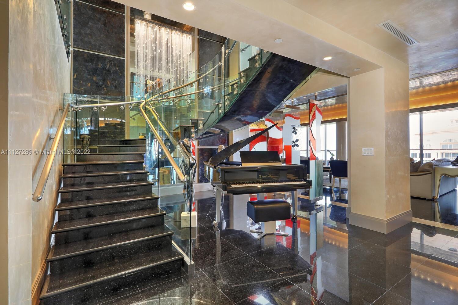 THE GABLES CONDO - Residential