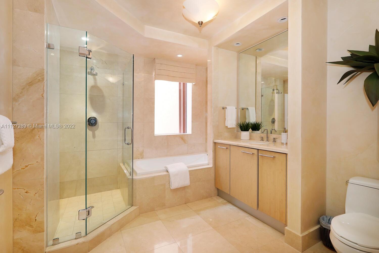 THE GABLES CONDO - Residential