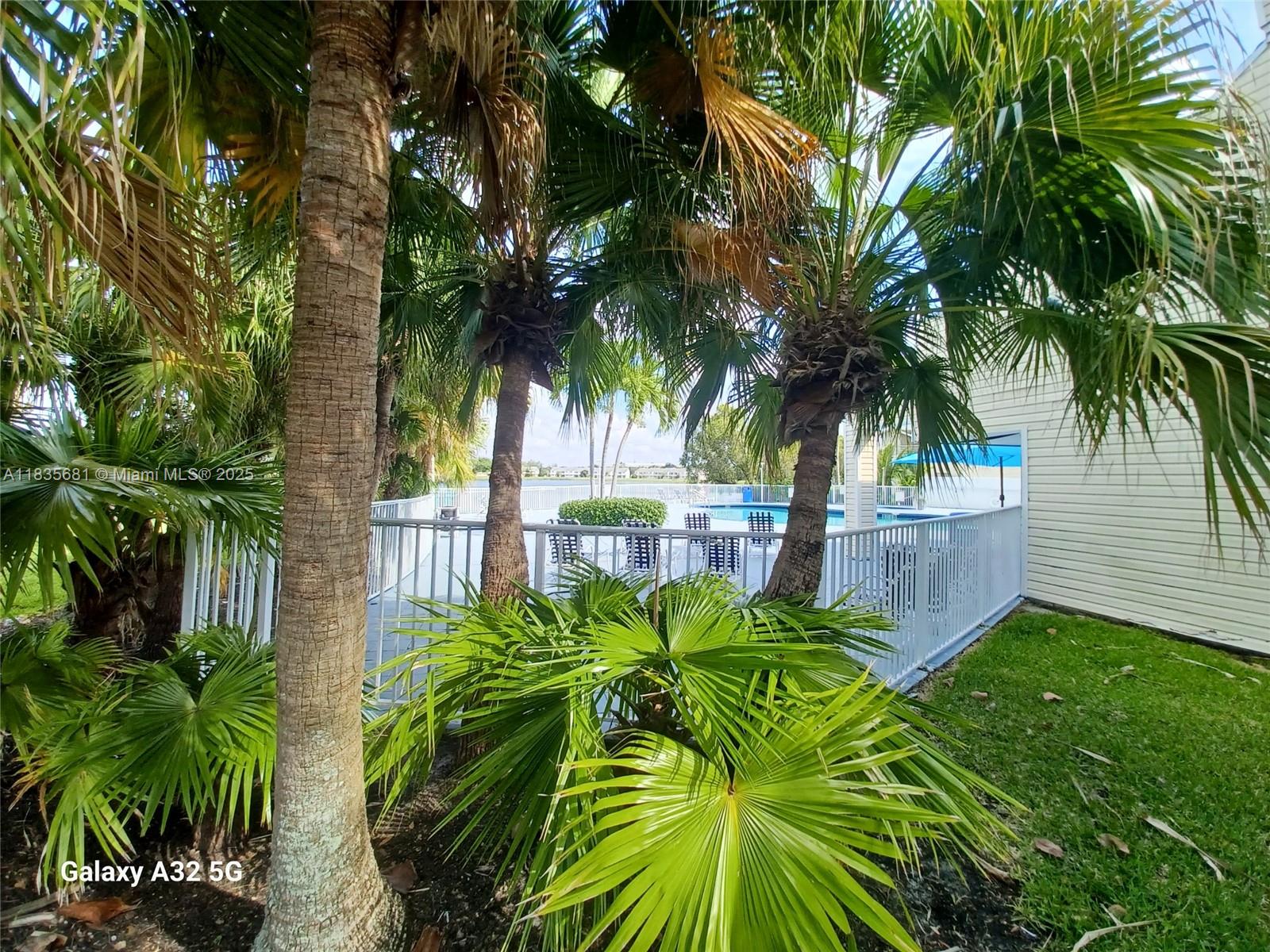 3421 NW 44th St 103