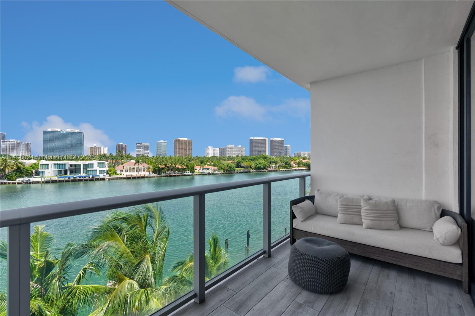 SERENO RESIDENCES CONDO - Residential