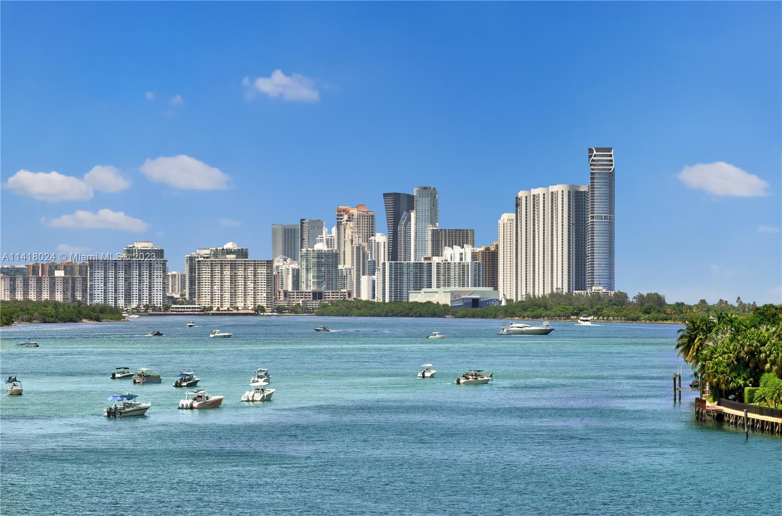 SERENO RESIDENCES CONDO - Residential