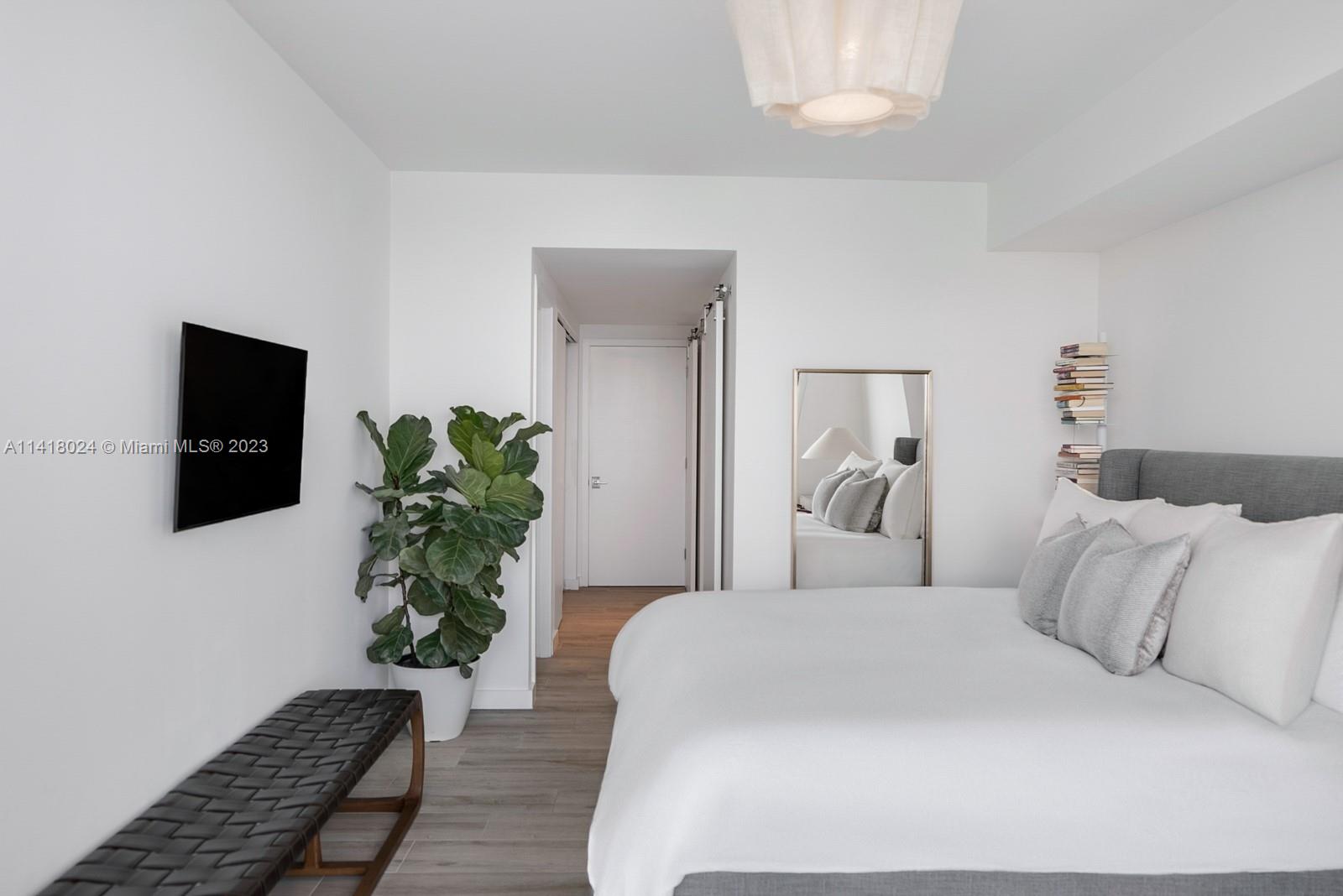 SERENO RESIDENCES CONDO - Residential