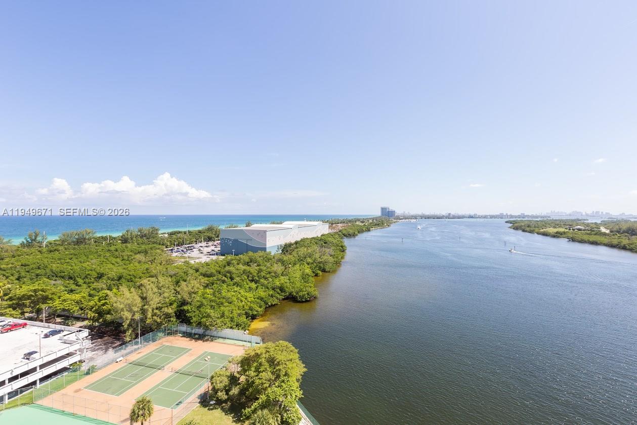 ARLEN HOUSE CONDO - Residential