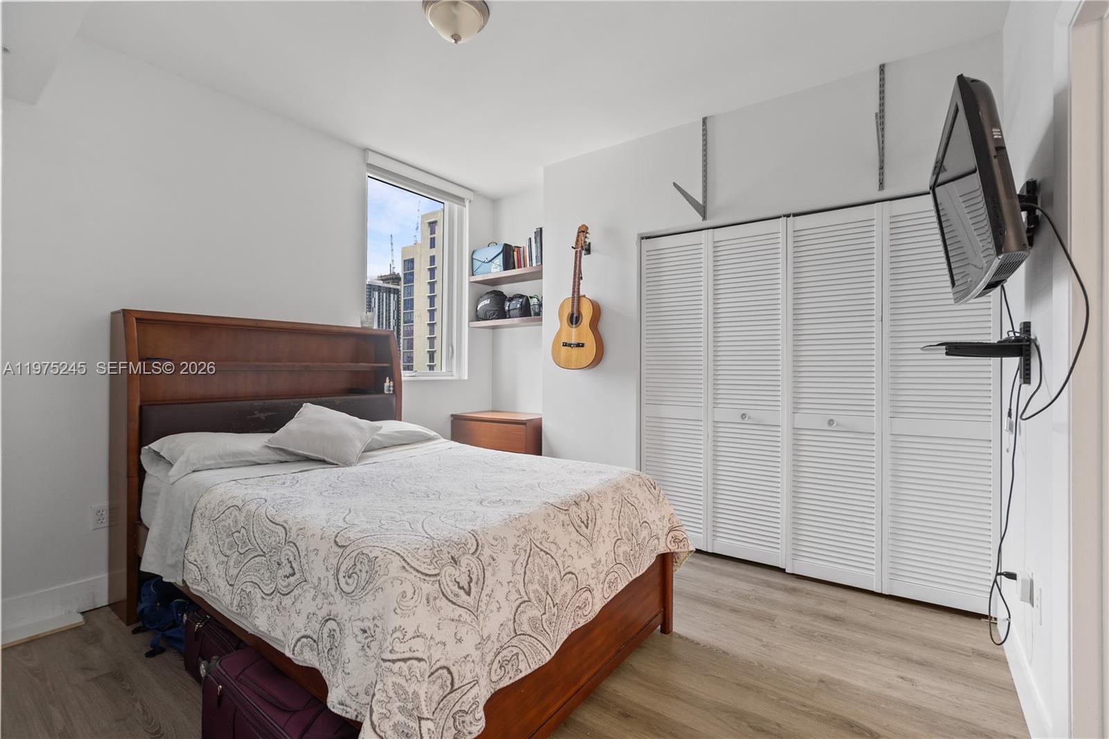 VIZCAYNE NORTH CONDO - Residential