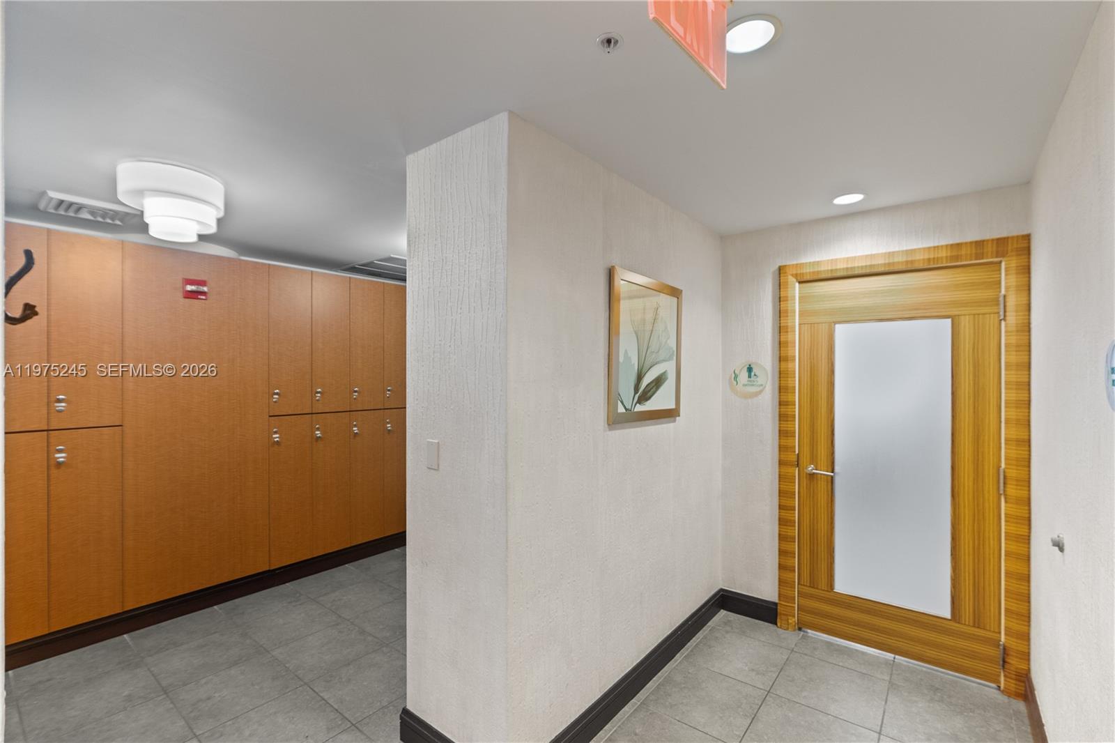 VIZCAYNE NORTH CONDO - Residential