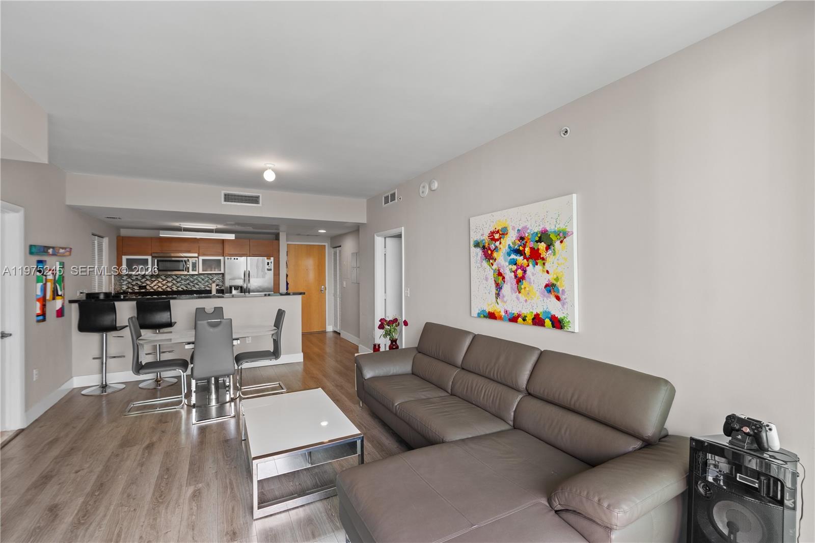 VIZCAYNE NORTH CONDO - Residential