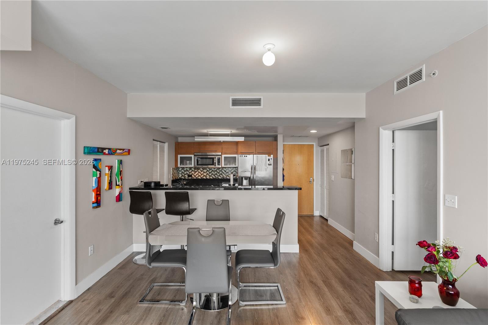 VIZCAYNE NORTH CONDO - Residential