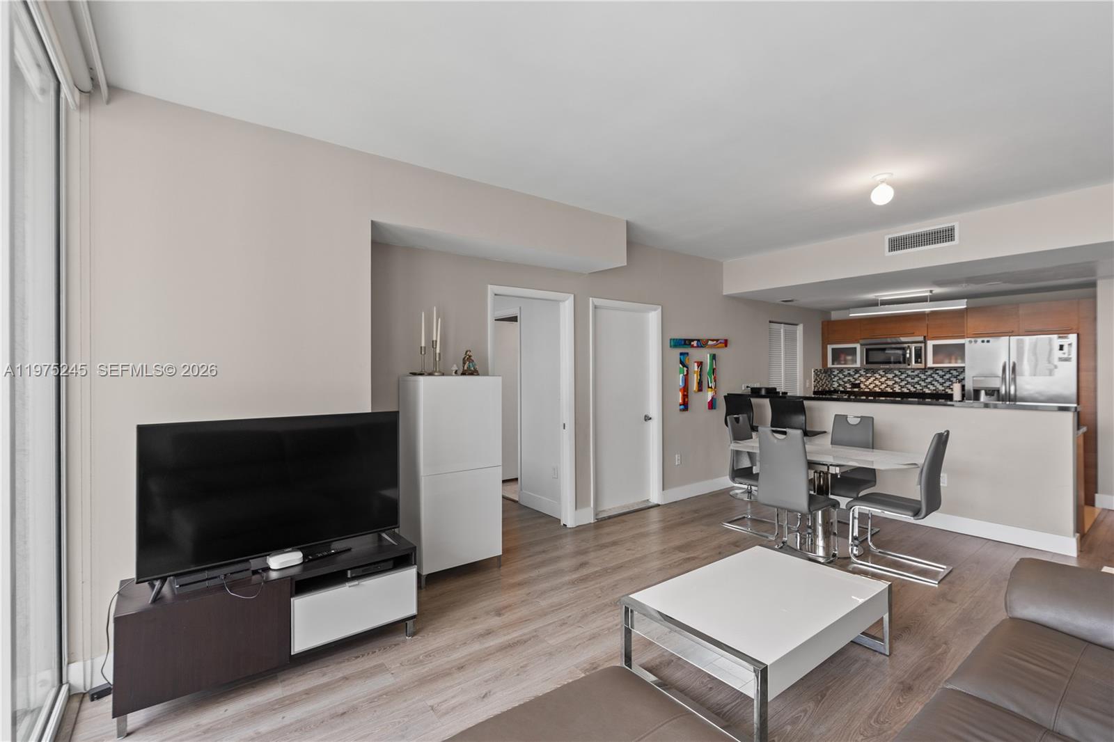 VIZCAYNE NORTH CONDO - Residential