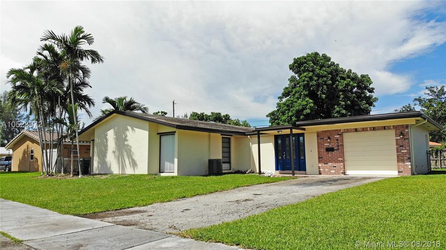 Great house with a nice open floor plan. Big closets and bedrooms. Large fenced in yard with plenty room for a pool. Call now this won't last!  Please use showingtime to schedule appointments.