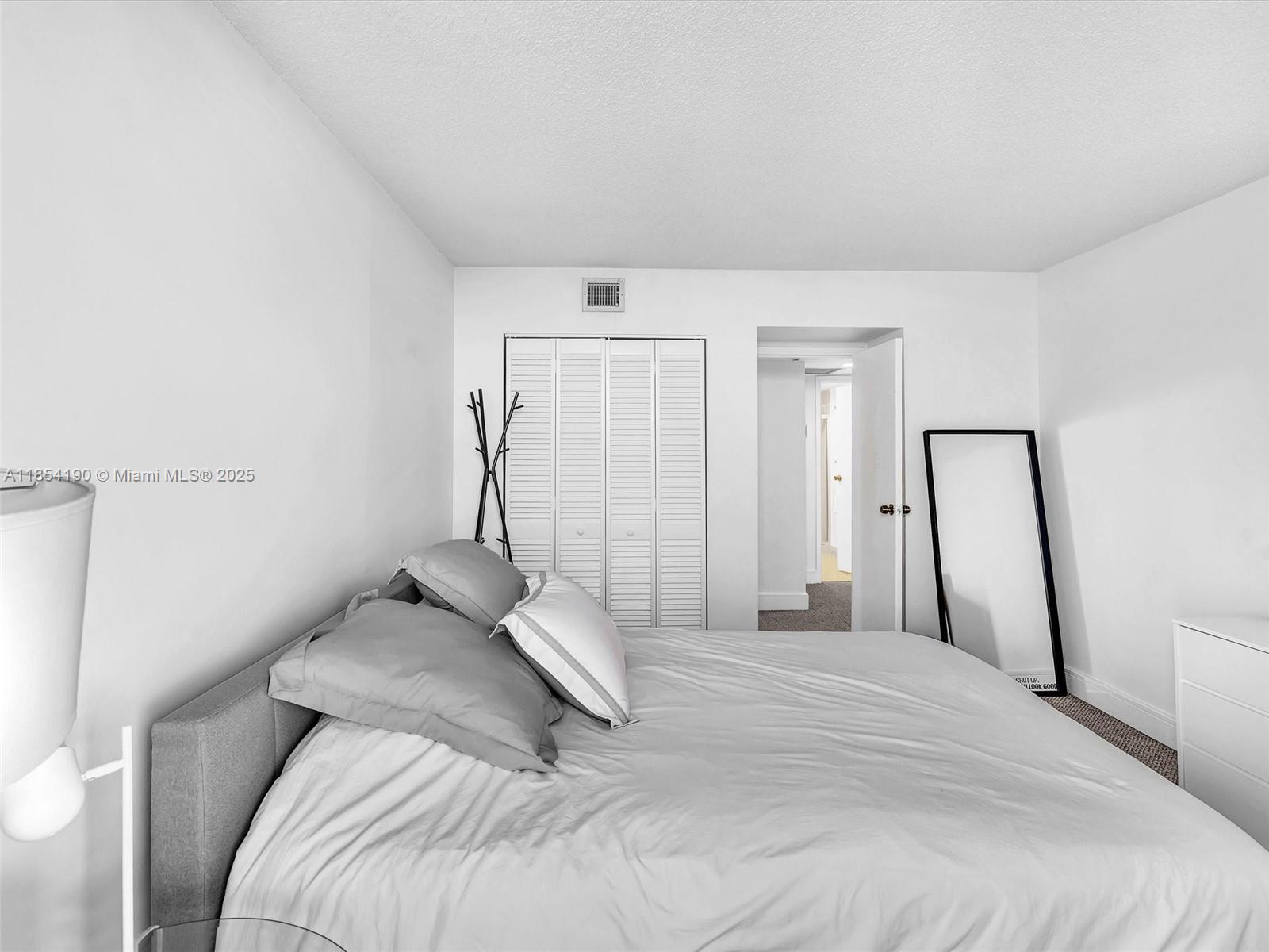 ARLEN HOUSE EAST CONDO - Residential