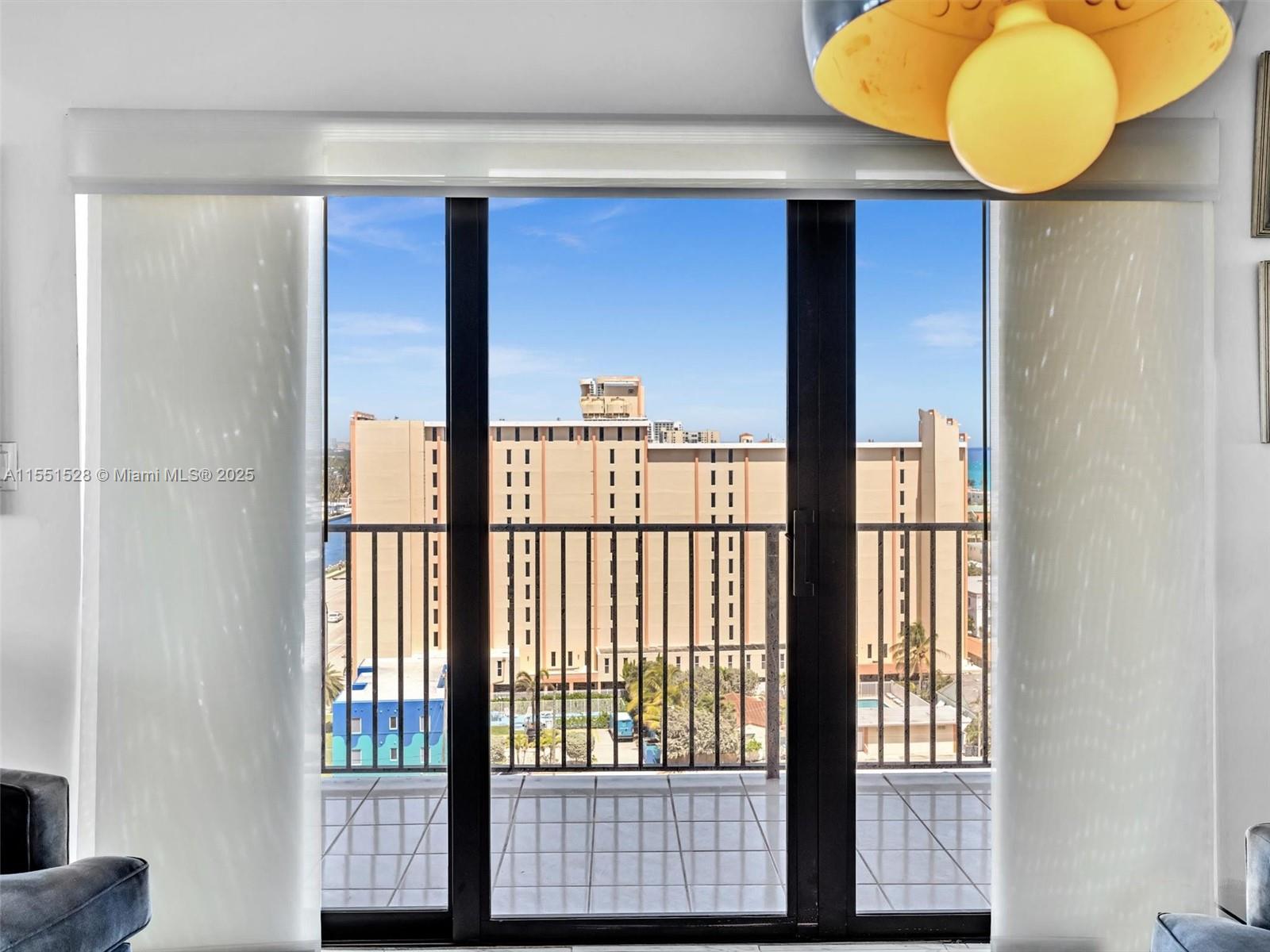 SUMMIT CONDO - Residential