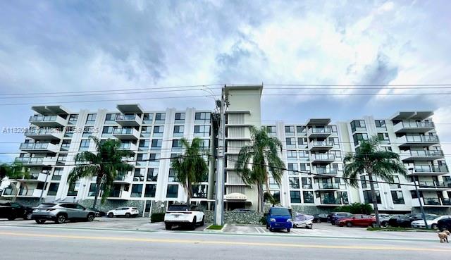 9800 W Bay Harbor Dr 504, Bay Harbor Islands, Miami-Dade County, Florida - 2 Bedrooms  
2 Bathrooms - 