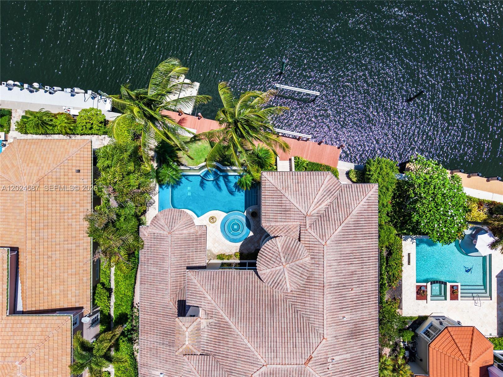 HARBOUR ISLES - Residential