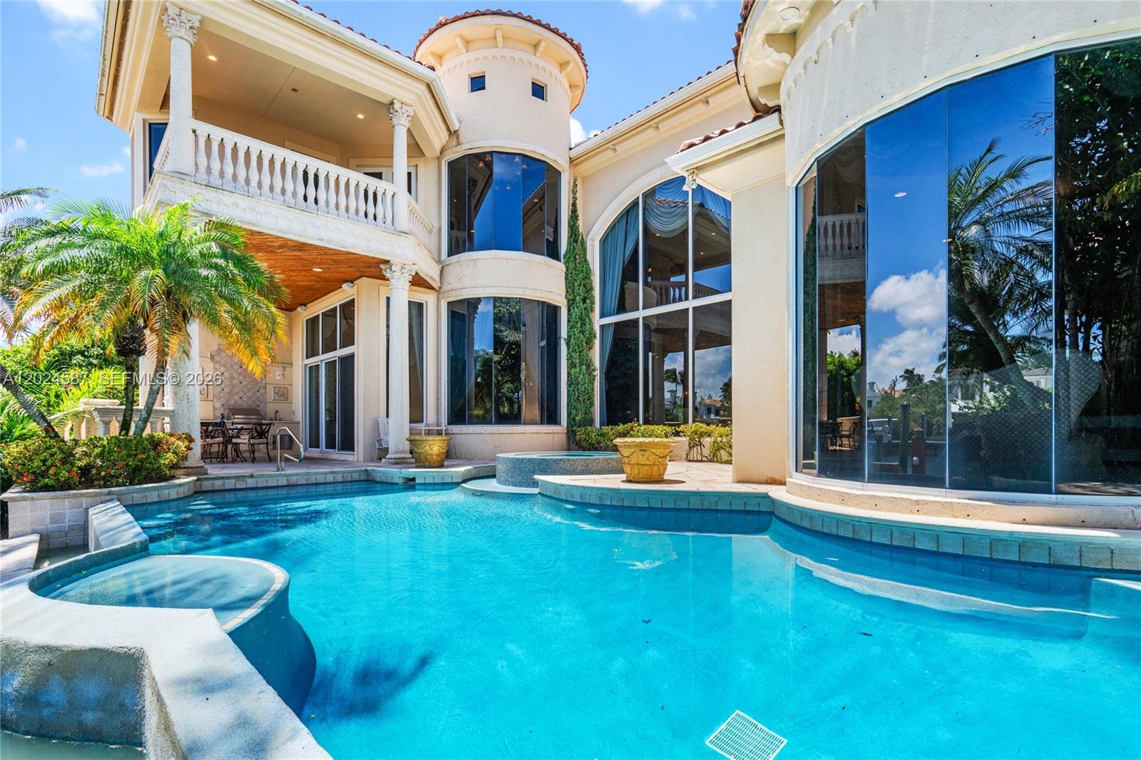 HARBOUR ISLES - Residential