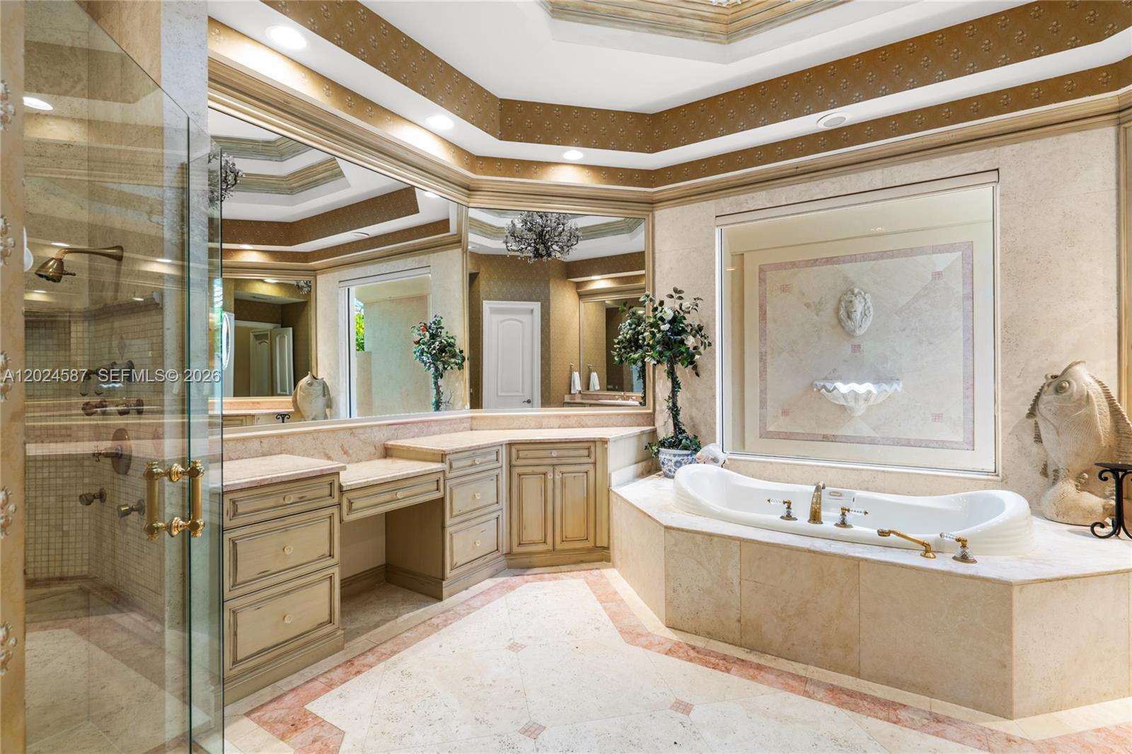 HARBOUR ISLES - Residential