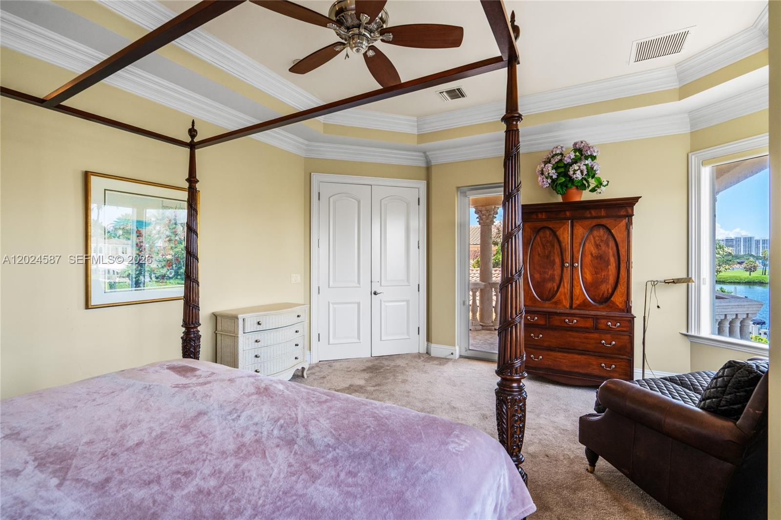 HARBOUR ISLES - Residential