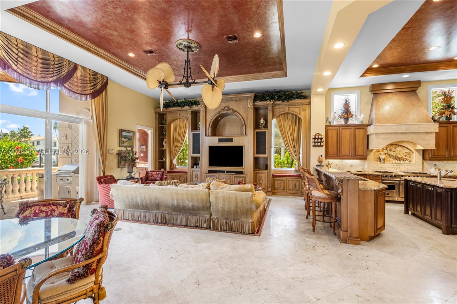 HARBOUR ISLES - Residential