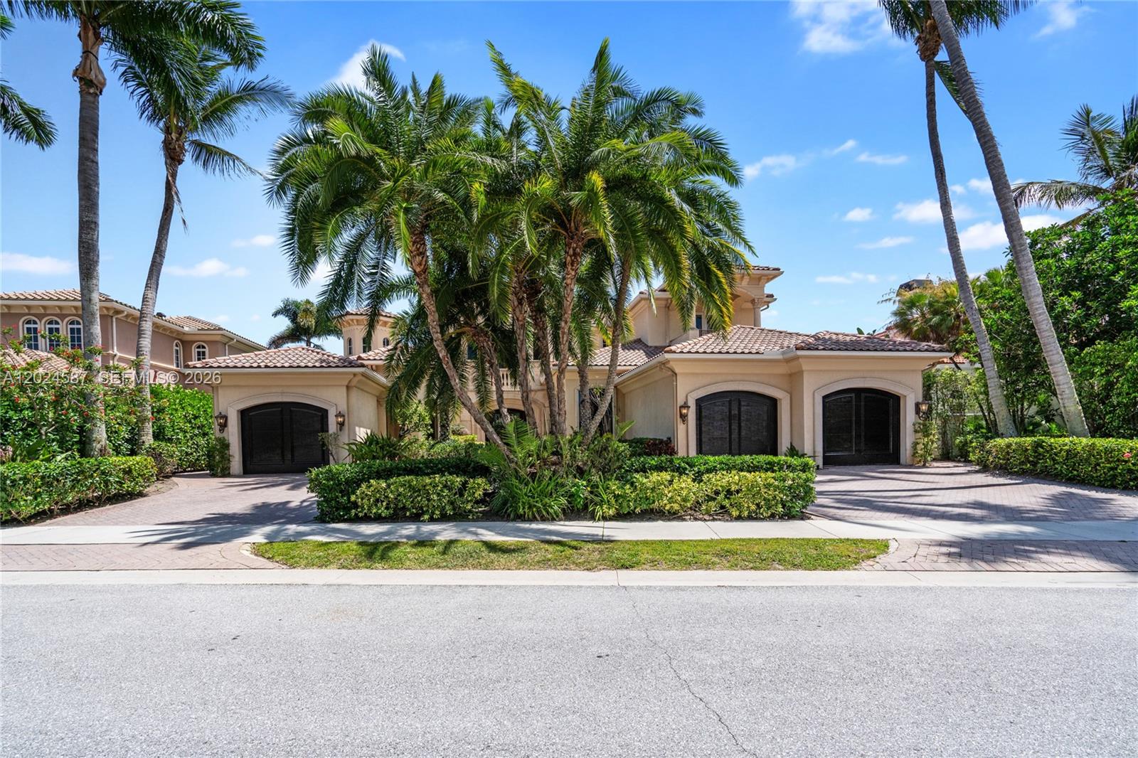 HARBOUR ISLES - Residential