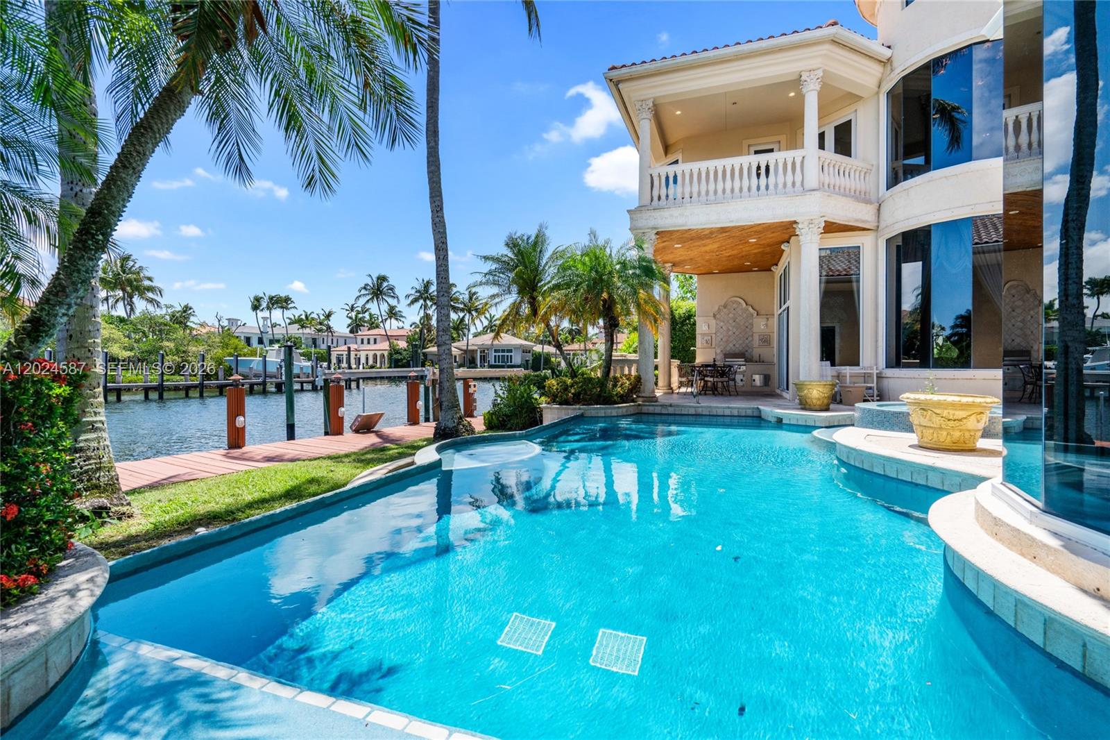 HARBOUR ISLES - Residential