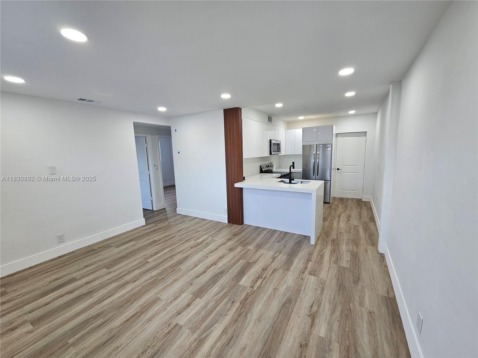 2610 SW 54th Ave