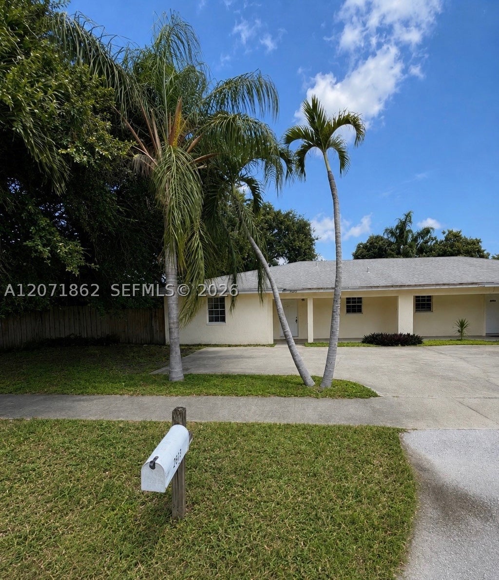 Photo of 2653 SW 51st St #1, Fort Lauderdale, FL 33312 (MLS # A12071862)