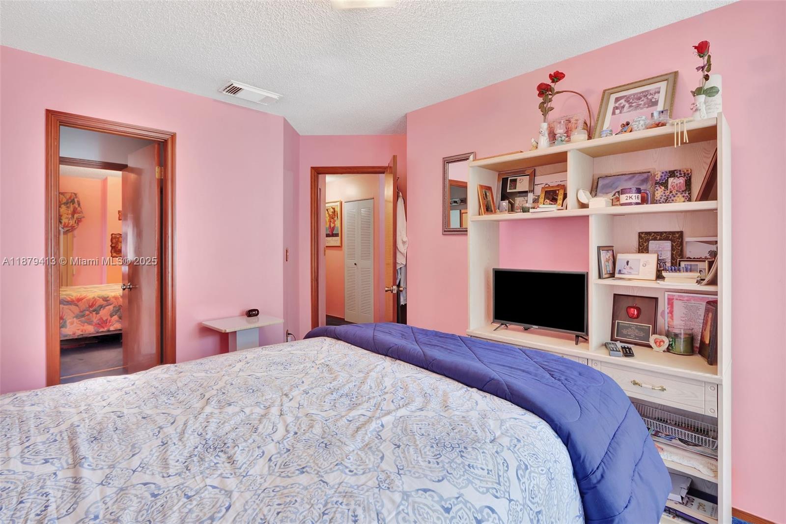 SAGA BAY TOWNHOMES 1ST AD - Residential