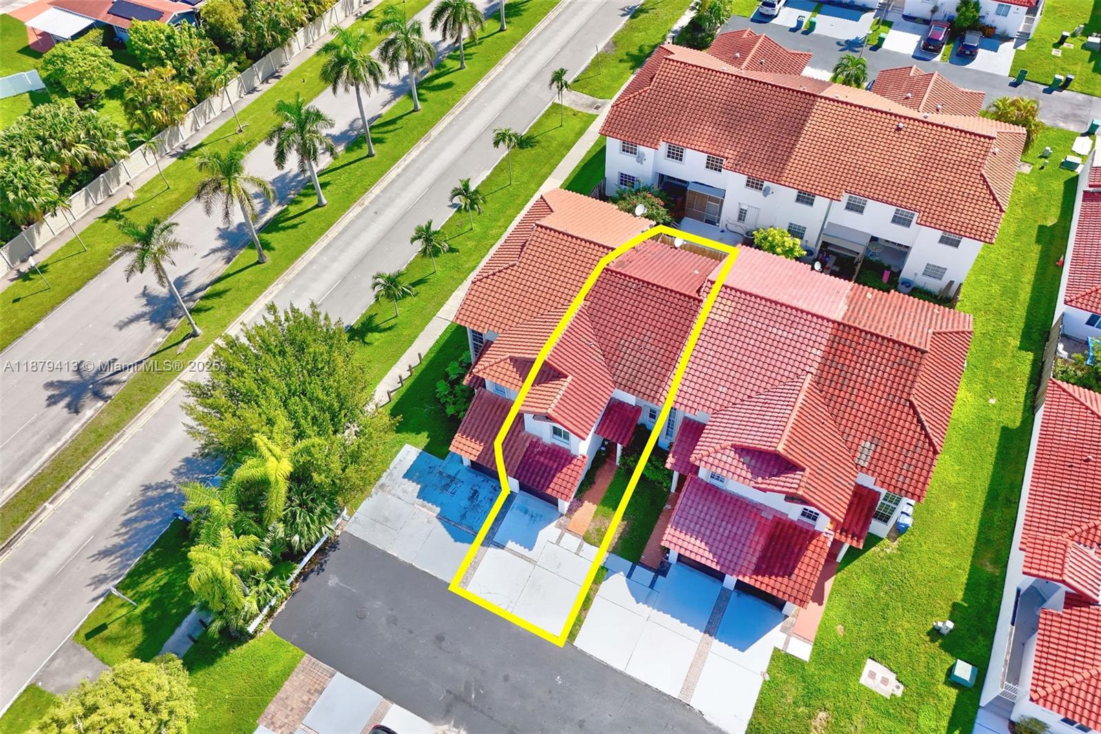 SAGA BAY TOWNHOMES 1ST AD - Residential