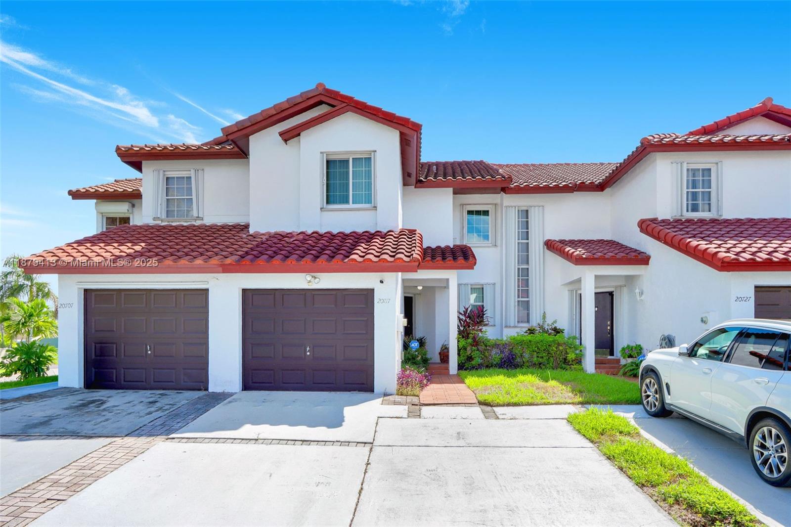 SAGA BAY TOWNHOMES 1ST AD - Residential