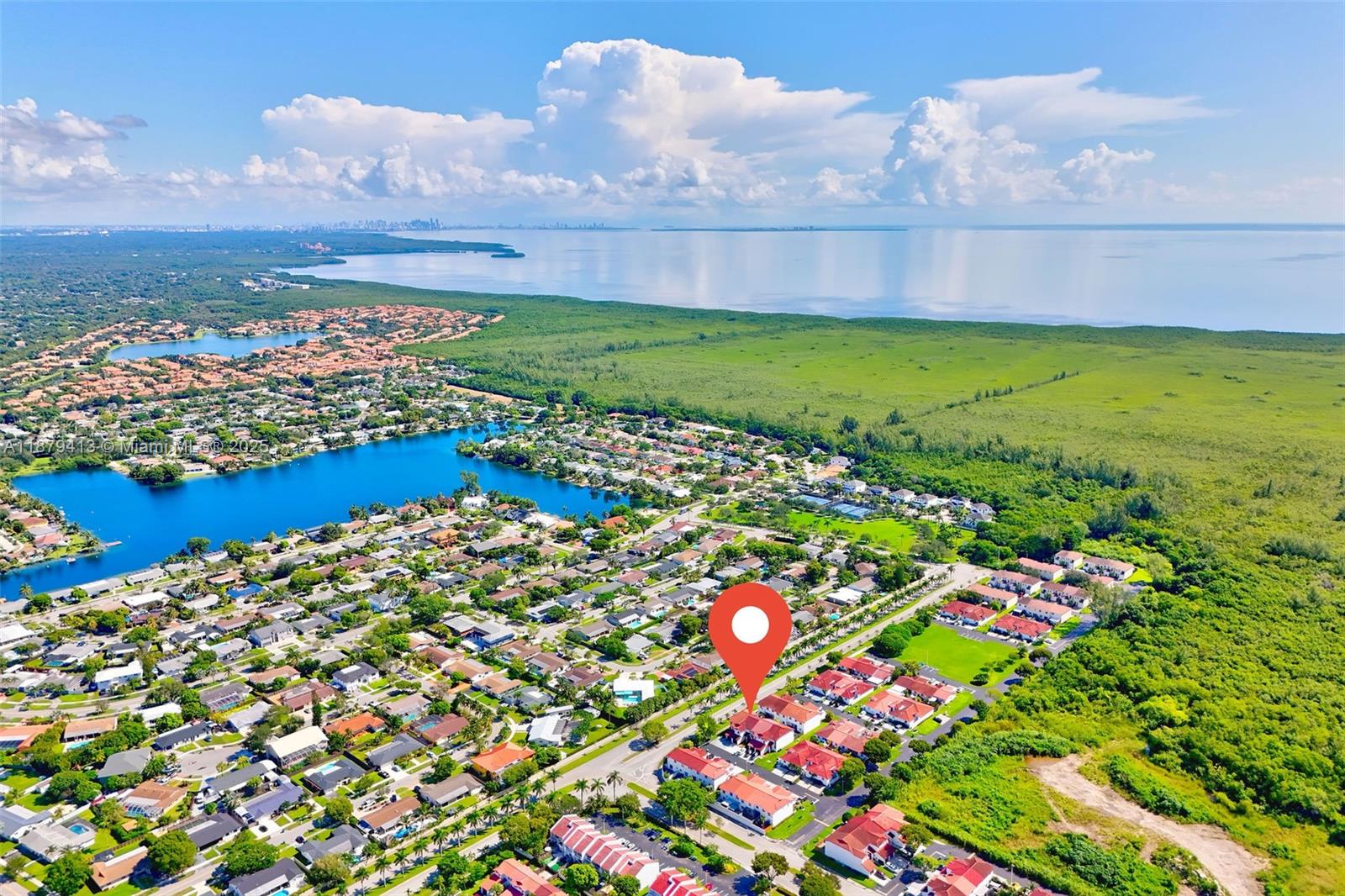 SAGA BAY TOWNHOMES 1ST AD - Residential