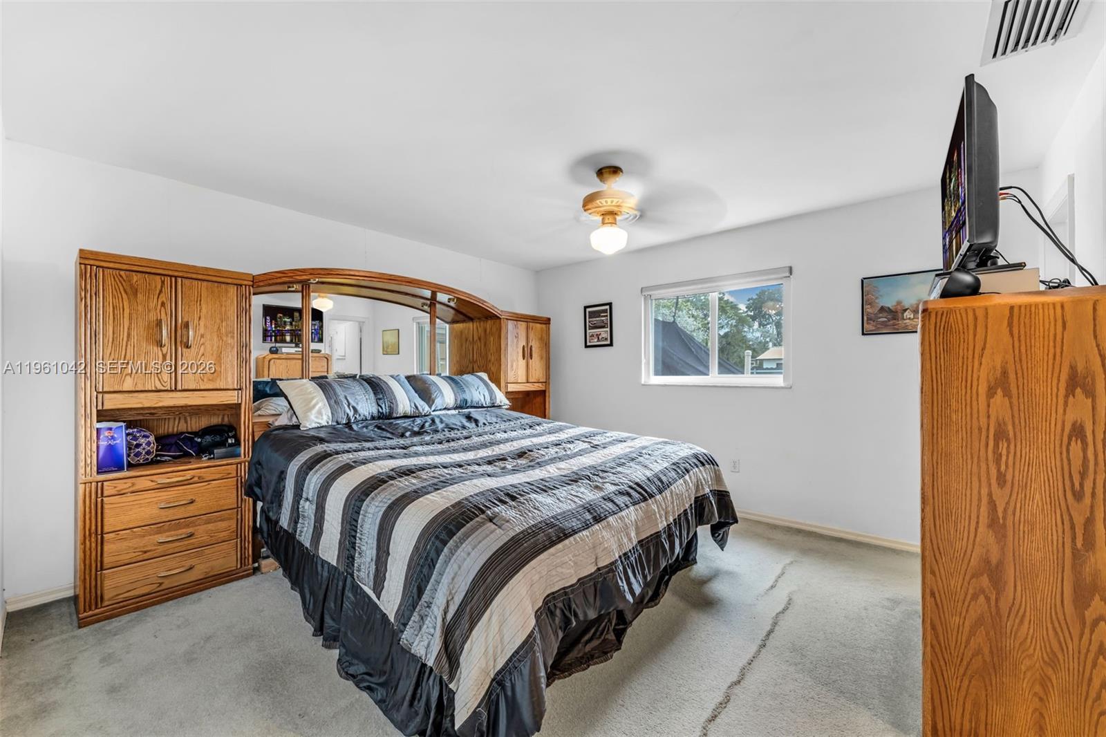 KENDALL ESTATES - Residential