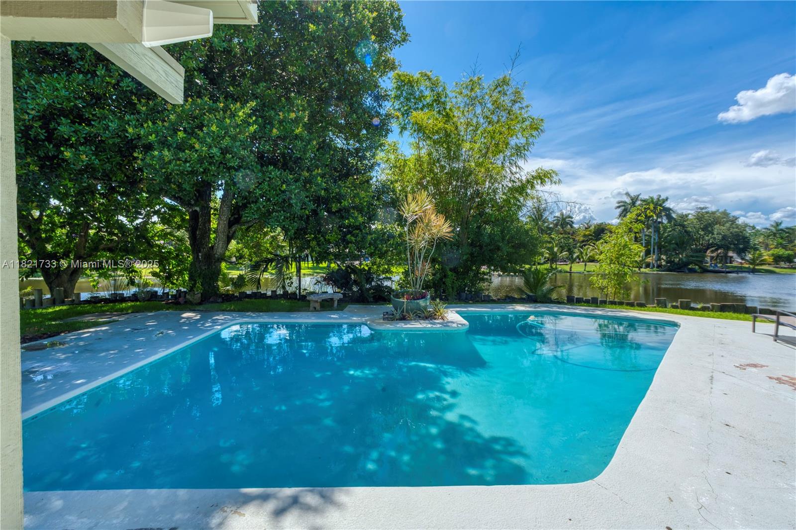 Davie West - Residential