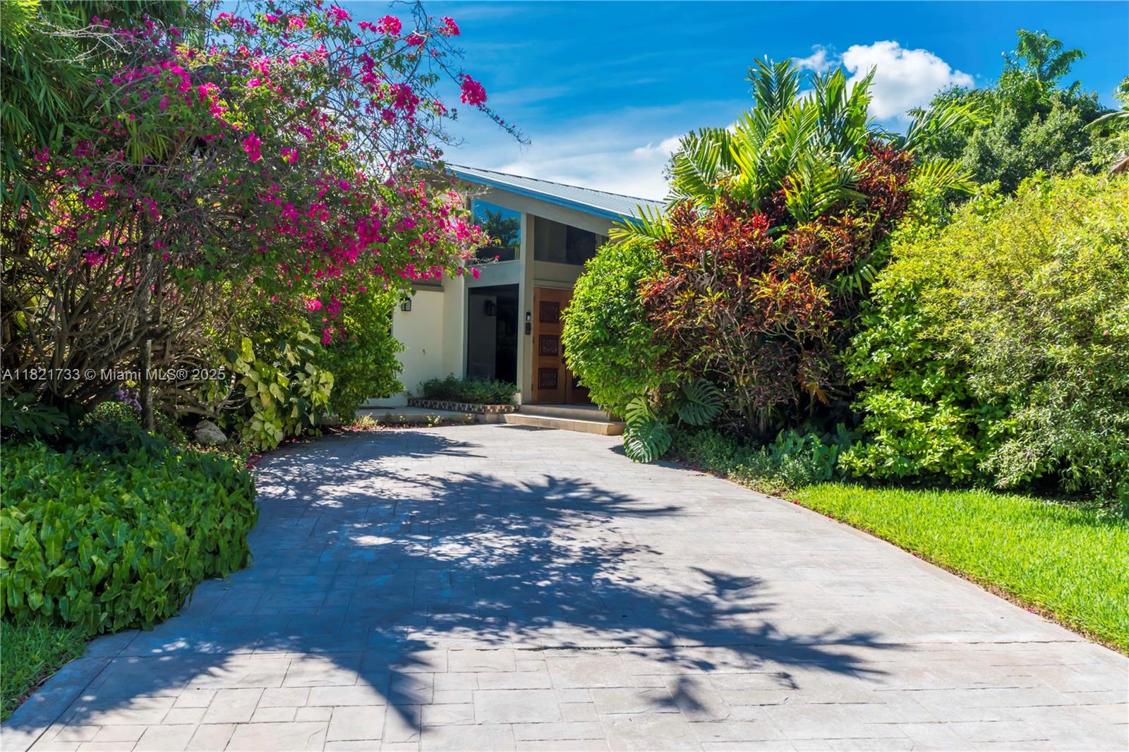 Davie West - Residential