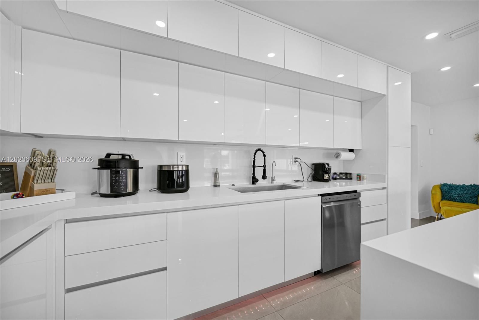 MARTINEZ SUB - Residential