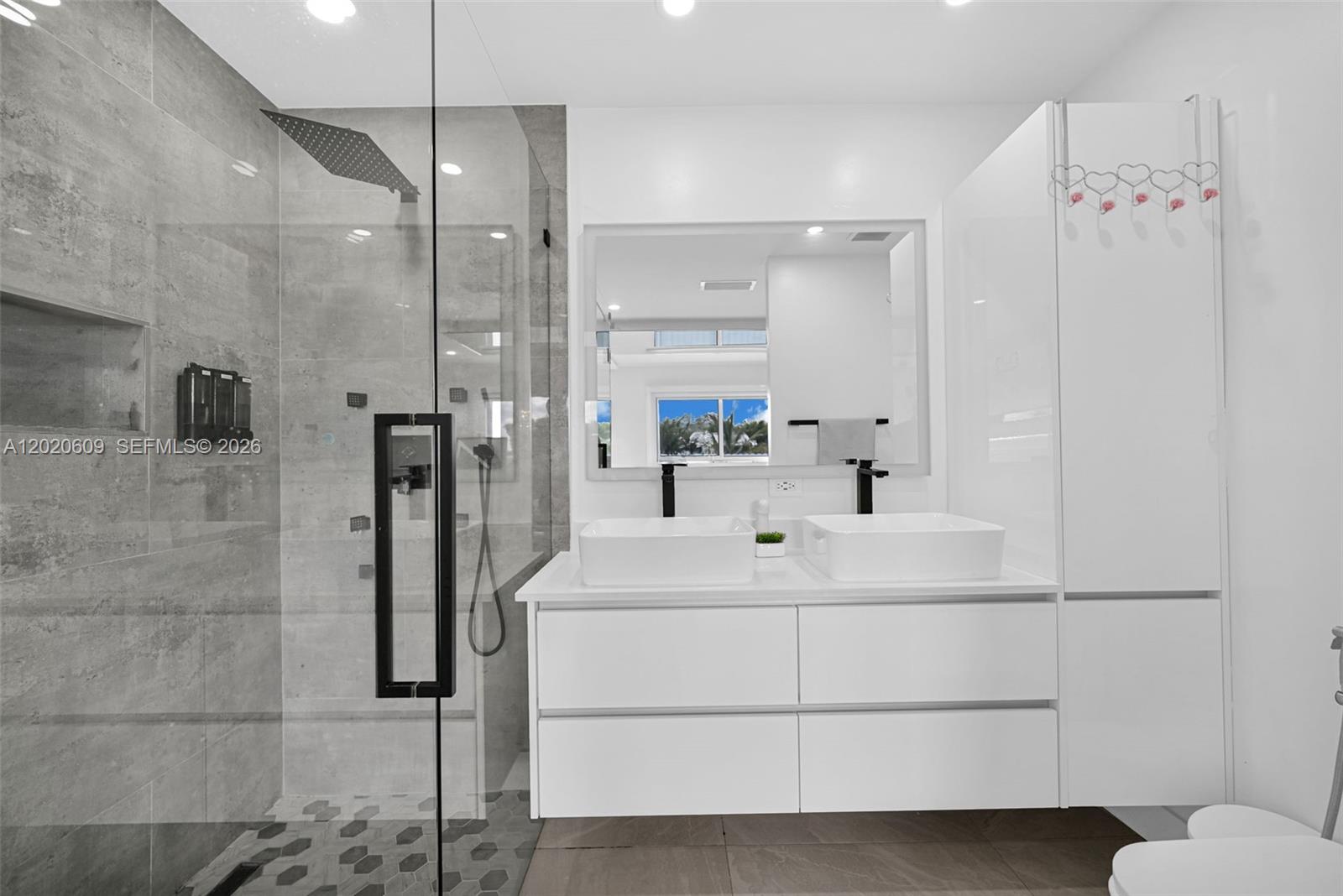 MARTINEZ SUB - Residential