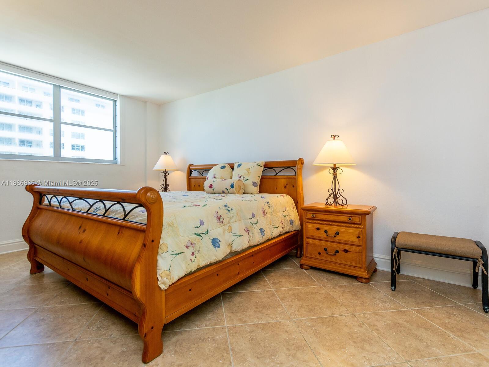 MANATEE CONDO - Residential