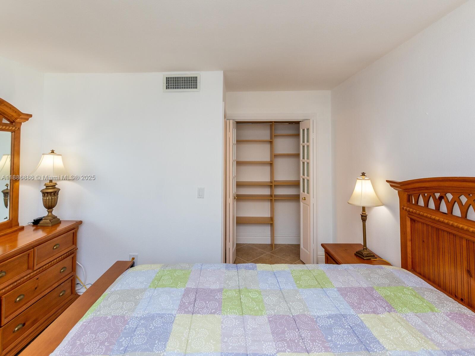 MANATEE CONDO - Residential