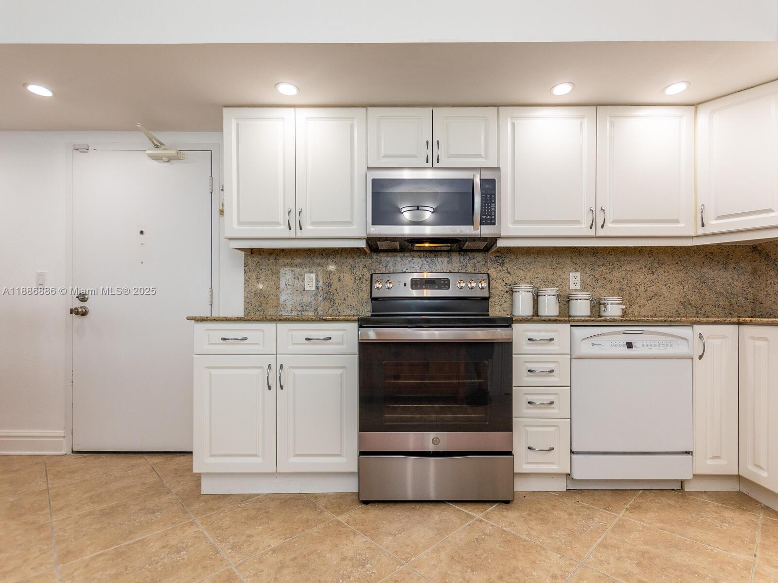 MANATEE CONDO - Residential