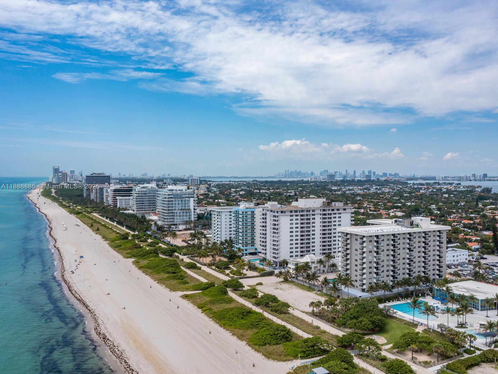 MANATEE CONDO - Residential