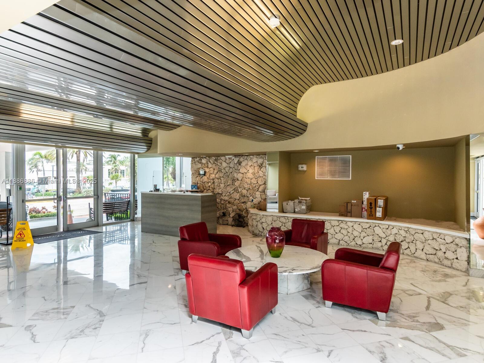 MANATEE CONDO - Residential
